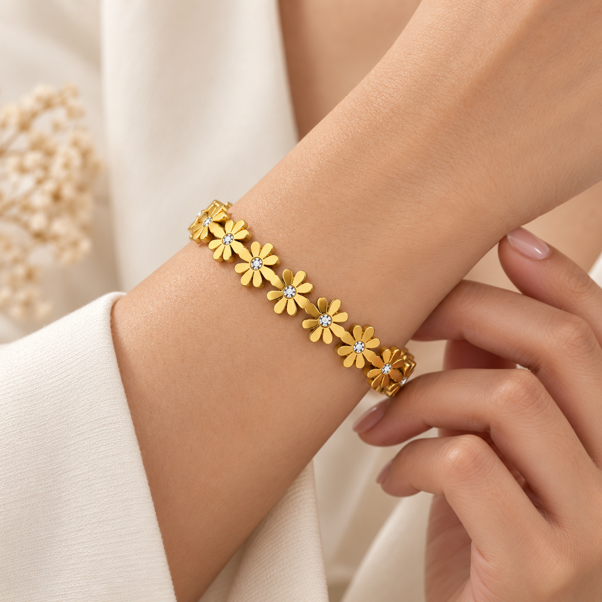 Daisy Flower Crystal Gold Hinge Bangle Bracelet (MES100107)