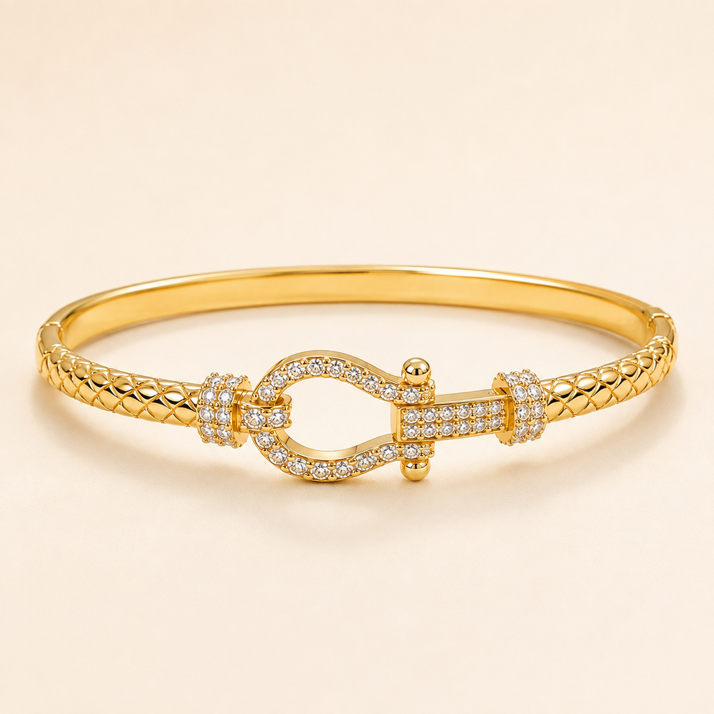 Horseshoe Buckle Quilted Texture Gold Bangle (MES100033)